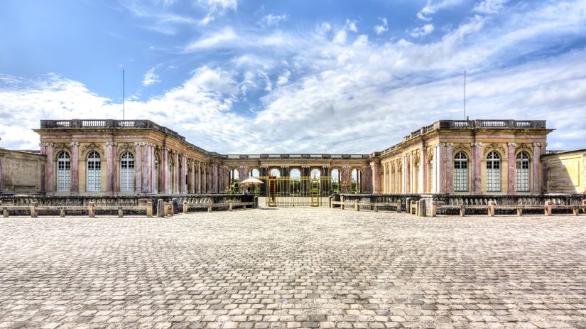 Palác Veľký Trianon vo Versailles