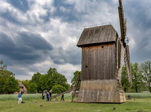 skanzen, drevený mlyn, Wolsztyn, Poľsko