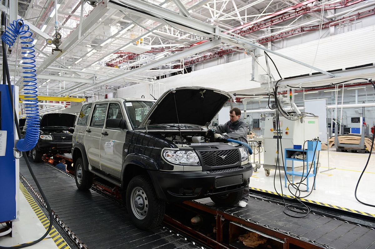 UAZ oznámil, že v júli výrobu modelu Patriot....
