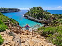 Malorka, Mallorca, more, dovolenka, cestovanie, turistka, klobúk, leto, Baleáry, Baleárske ostrovy, Španielsko