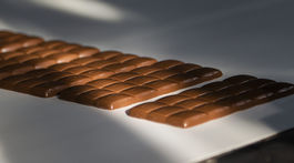 SR Mondelez čokoláda tabulková výroba BAX