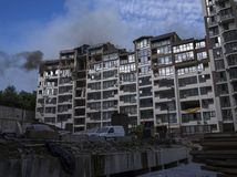 ONLINE: Na Kyjev po troch týždňoch opäť dopadli rakety, päť zranených