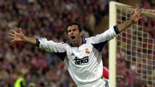 2000 Luis Figo - Portugal * Precio del jugador: ...