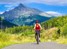 bicykel, Tichá dolina, Vysoké Tatry, Kriváň, MTB bike, dovolenka, športovanie, cyklistika, prilba,