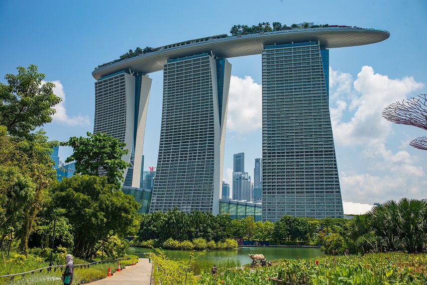 Ikonický hotel Marina Bay Sands.