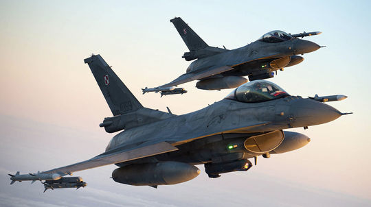 Londýn už spolupracuje s inými štátmi na dodávkach strojov F-16 Ukrajine