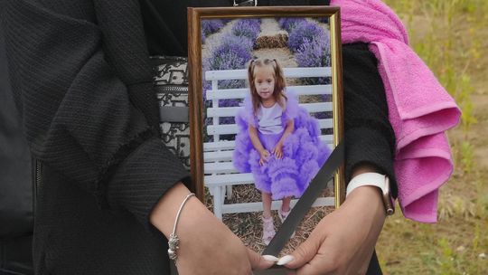Vo Vinnycii pochovali 4-ročnú Lizu. Dievčatko zomrelo pri ruskom útoku