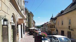 Trotuár v Banskej Štiavnici je v tejto sezóne...