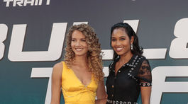 Amandine Petit (vľavo) a Clemence Botino 