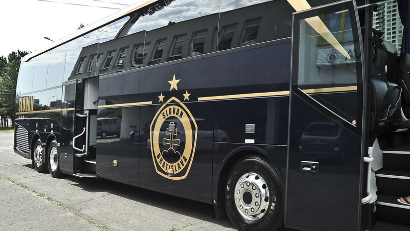 autobus Slovan new