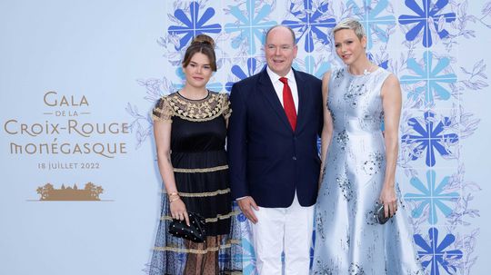 Monacké knieža Alberta a jeho manželku Charlene...