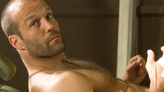 Herec Jason Statham na zábere z filmu Zastav a...