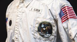 Auction-Aldrin's-Jacket