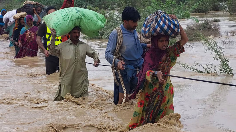 Pakistan počasie lejaky mŕtvi uviaznutí