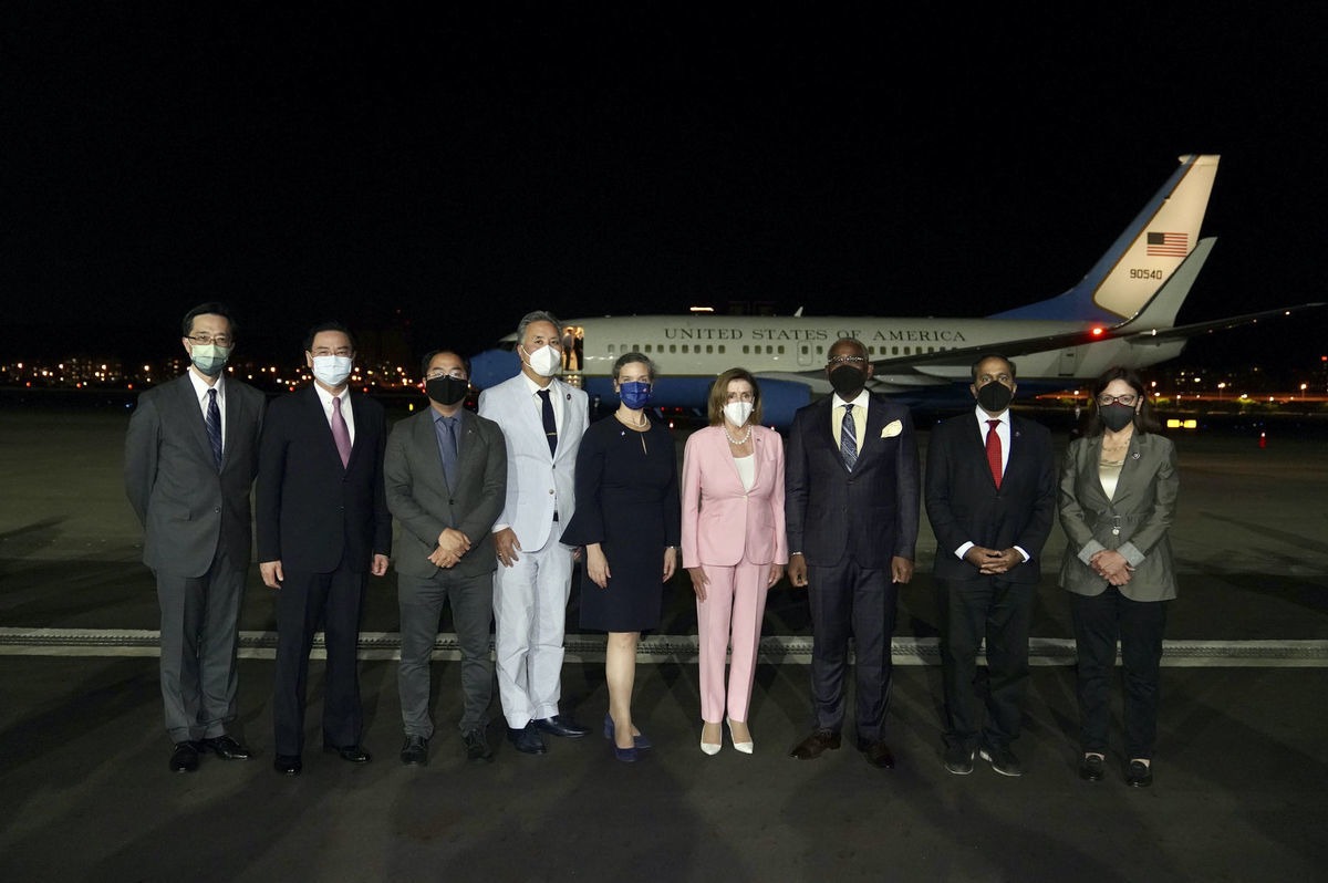Taiwan, Čína, USA, Pelosiová, návšteva