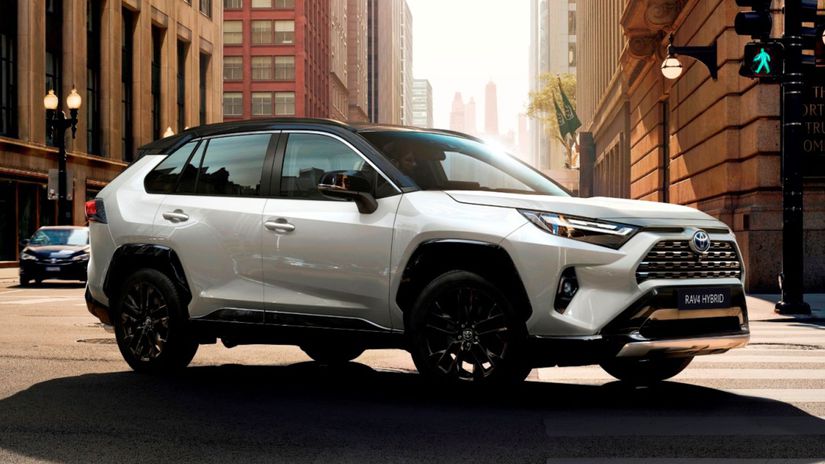Toyota RAV4 sa zvonku veľmi nezmenila. Jedinou...