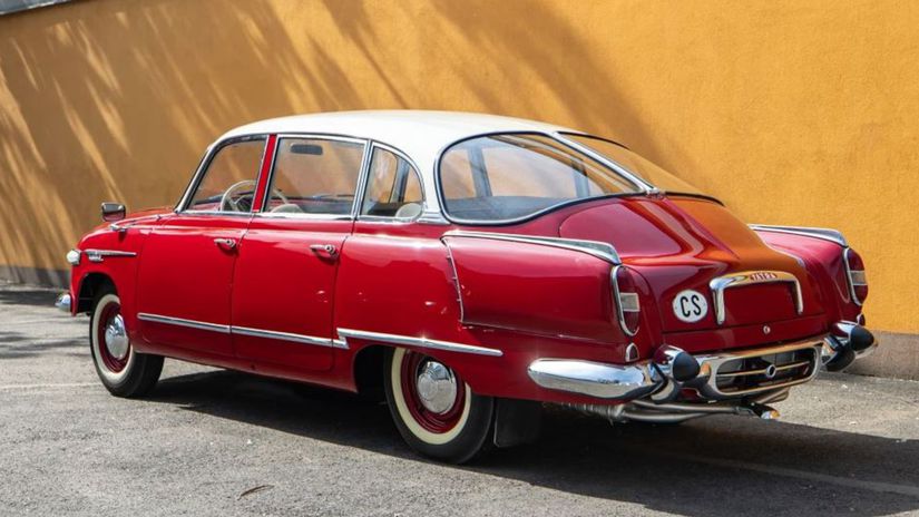 Tatra 603 bola pre bežných ľudí pridrahá....
