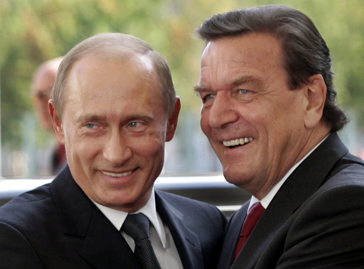 Vladimir Putin, Gerhard Schröder