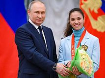 MOV odobral medailu Putinovi. Vytočení Rusi,...