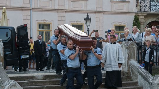 Pozostatky kardinála Tomka sú v Košiciach, posledné zbohom bude v utorok
