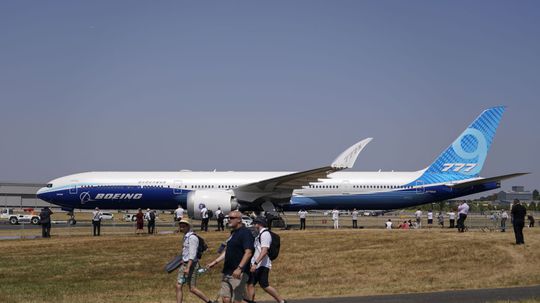 Boeing 777-9 na leteckej exhibícii v anglickom...