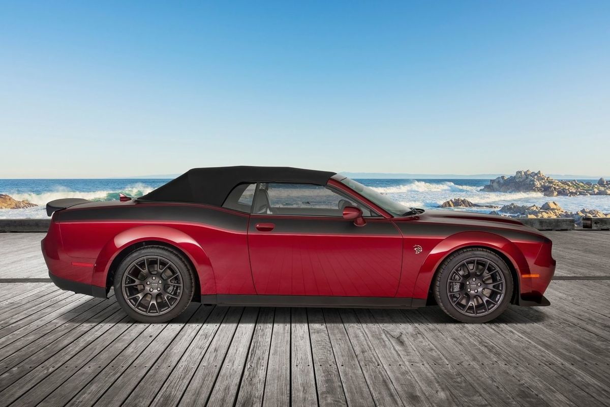 Elektricky ovládaná  plátenná strecha má...