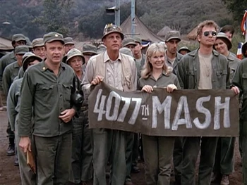 MASH (skratka pre Mobile Army Surgical...
