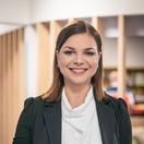 Herečka Petra Vajdová prehovorila o svojom drsnom návrate. Odhalila, čím sa živí a akú sumu si zarobí