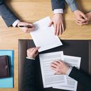 notár, zmluvy, zápisnica, listina, podpis