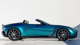 Aston Martin V12 Vantage Roadster - 2022