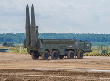 Iskander-M / Arma nuclear / Arma atómica / 