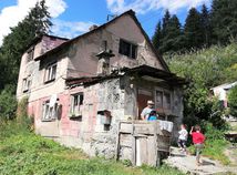 Dom, Svrčinovec, osadníci, ekodukt
