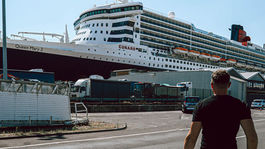 Milan bez mapy, Queen Mary 2