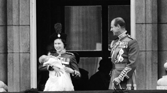 Kráľovná Alžbeta a princ Philip v roku 1964...