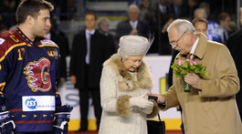 Britská kráľovná Alžbeta II., Slovensko, Poprad, hokej