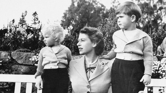 Na tejto fotografii zo 14. novembra 1952 pózuje...