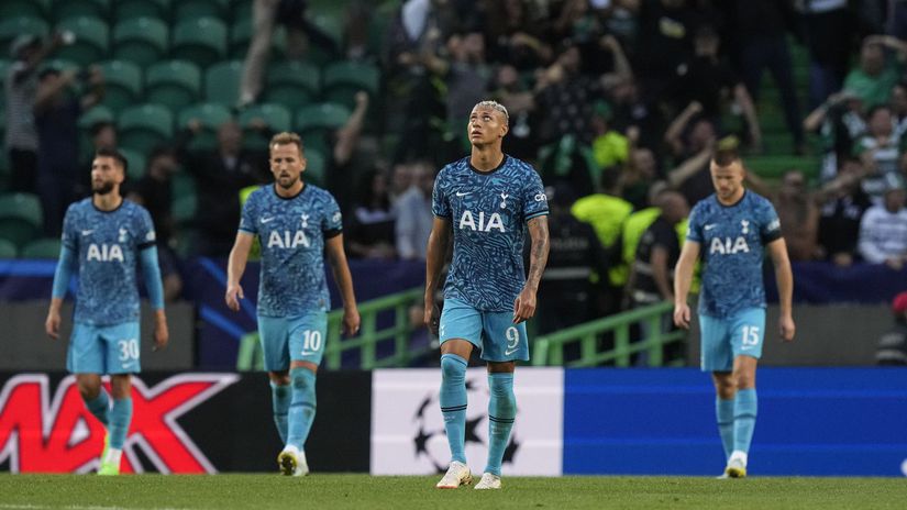 Rozčarovaní hráči Tottenhamu po nečakanej...