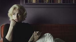Herečka Ana de Armas ako Marilyn Monroe vo filme Blonde. 