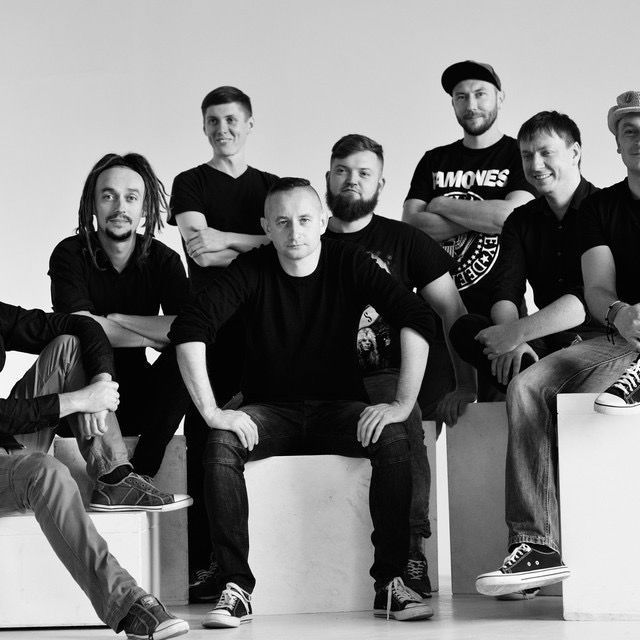 Skupina Zhadan i Sobaky.