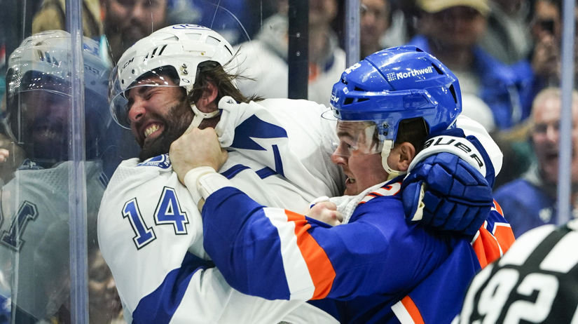 Pat Maroon - 34 rokov, 191 cm, 108 kg...