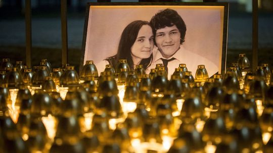 Všetko sa začalo v stredu 21. februára vo Veľkej Mači. Pripomeňme si 5 rokov od vraždy Kuciaka a Kušnírovej