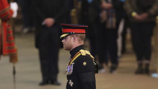 Princ Harry absolvoval vigíliu vo vojenskej...