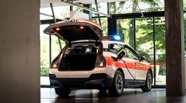 BMW iX - policajné vozidlo Švajčiarsko