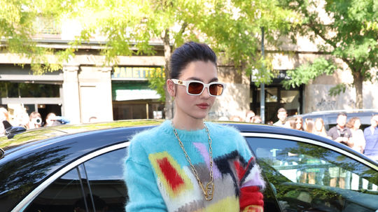 Herečka Emily Carey z hitu Rok draka na...