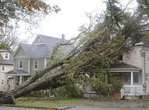 hurikán fiona búrka kanada strom