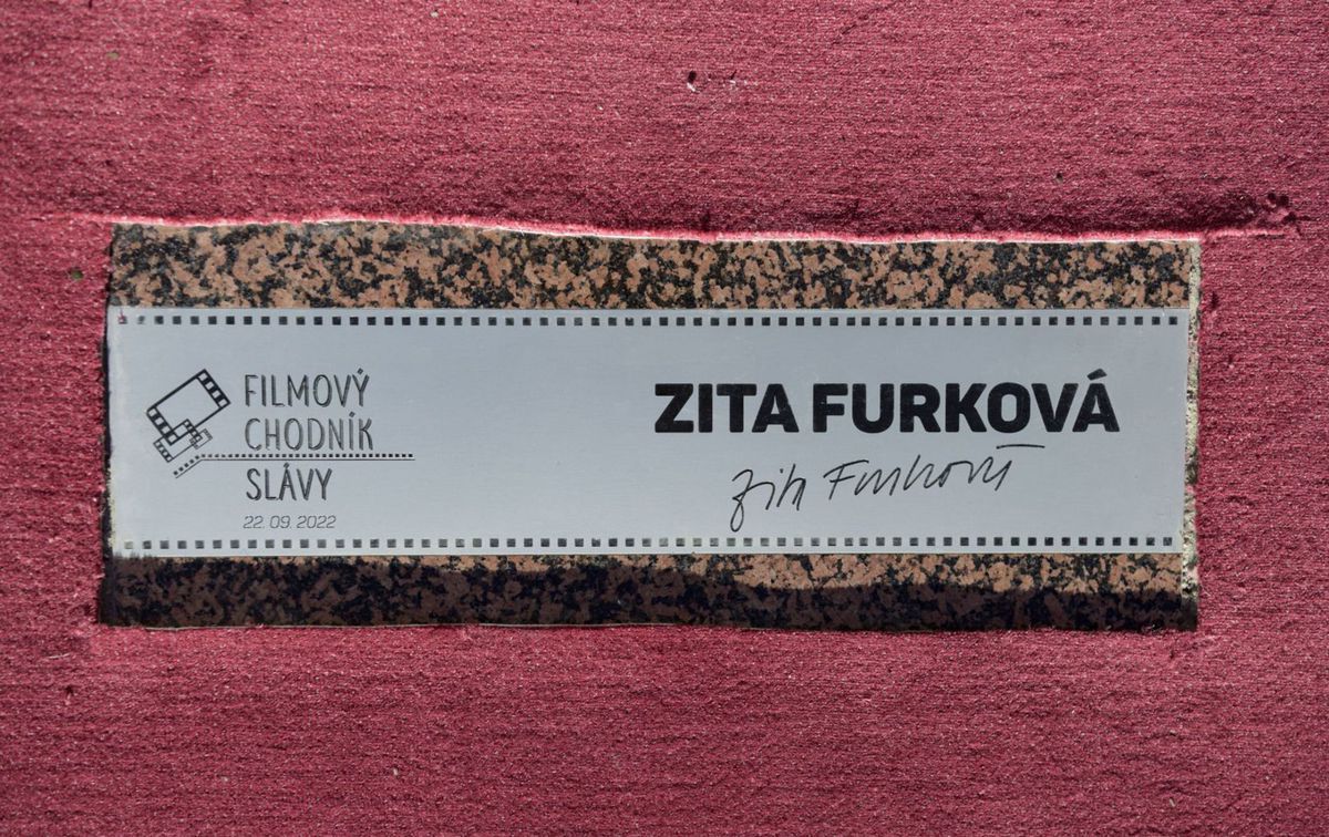 Pamätná dlaždica slovenskej herečky Zity...
