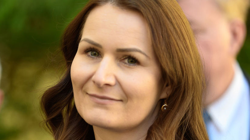 Martina Holečková, 38, právnička, manažérka...