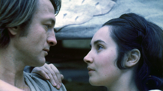 Ivan Palúch a Táňa Hrivnáková vo filme Adam...