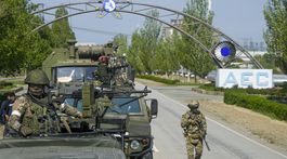 Rusko, Ukrajina, vojna, armáda, vojaci, obrnené vozidlá