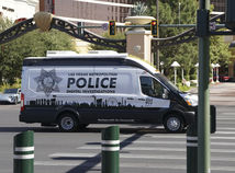 Las Vegas / Policajná dodávka /